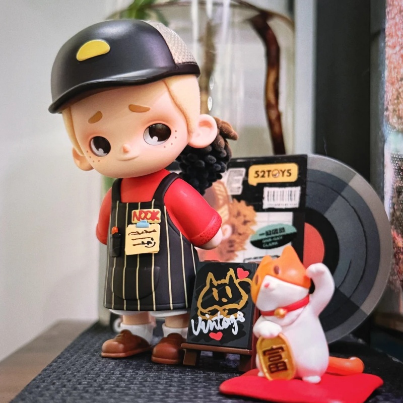 52toys Nook In Vintage Store S - Vintage And Collectible Stores review and price
